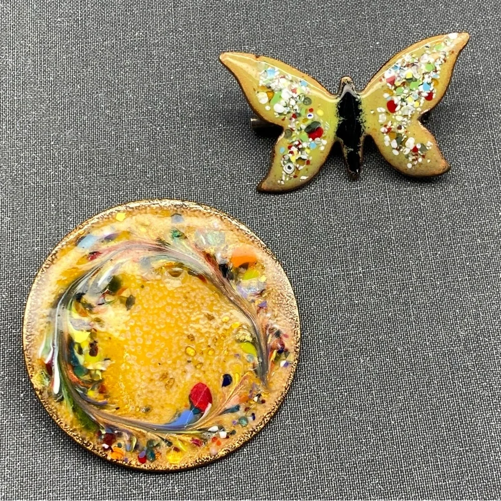 Mid Century Modern Glass Abstract Copper Back Multicolored Brooches Set of 2